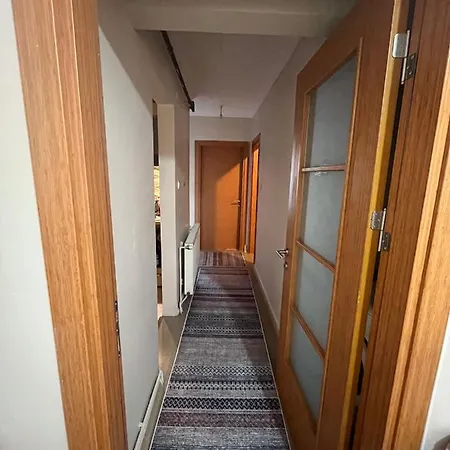Kadikoeyde Merkezde Ev